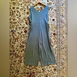 Cut loose jumpsuit in blue-green cotton-linen blend in S/M
